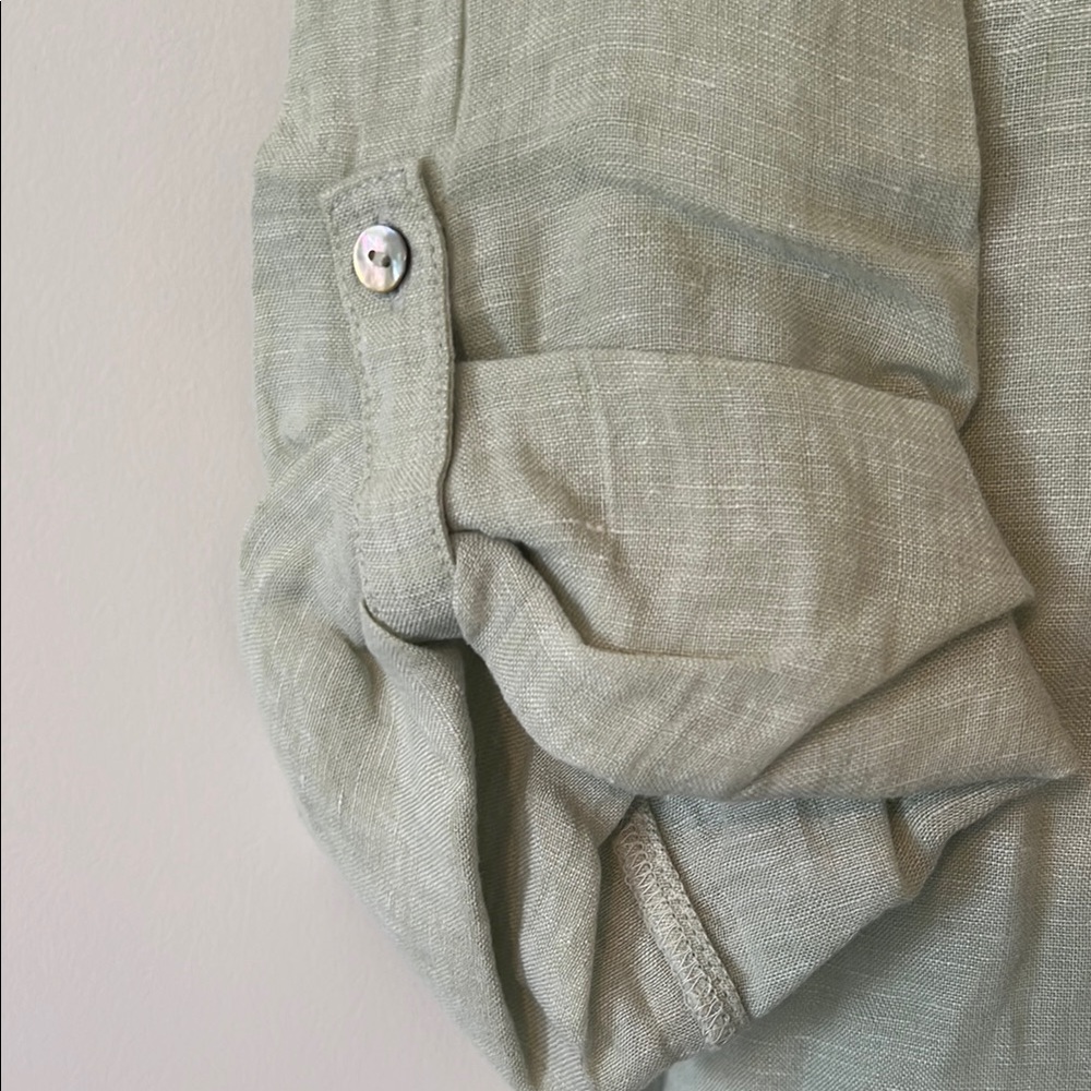 Tahari Light Green Button-Up Tunic - Picture 3 of 5